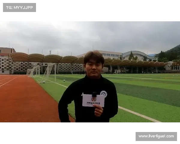 邵阳绝平常德展顽强斗志衡阳头球帽子戏法单场造六球掀进球狂潮 邵阳绝平常德展顽强斗志衡阳头球帽子戏法单场造六球掀进球狂潮