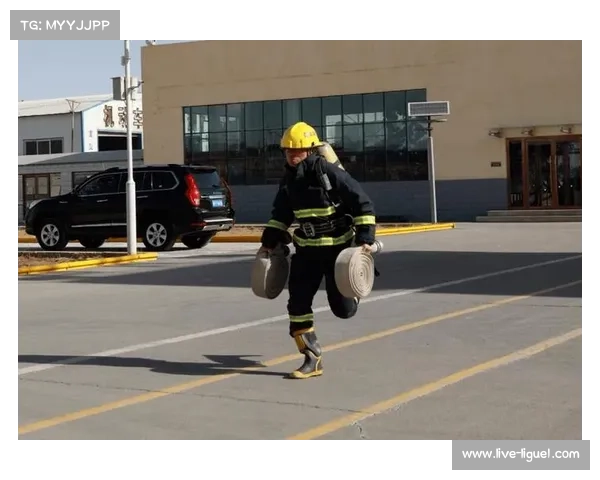 邹敬园冬训聚焦体能提升，强化腿部力量备战新周期