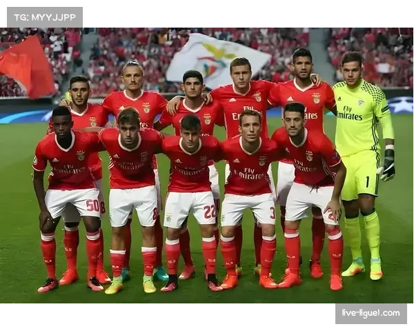 本菲卡0-0逼平曼城，全场仅28%控球率，葡萄牙媒体称“纪律性的胜利”